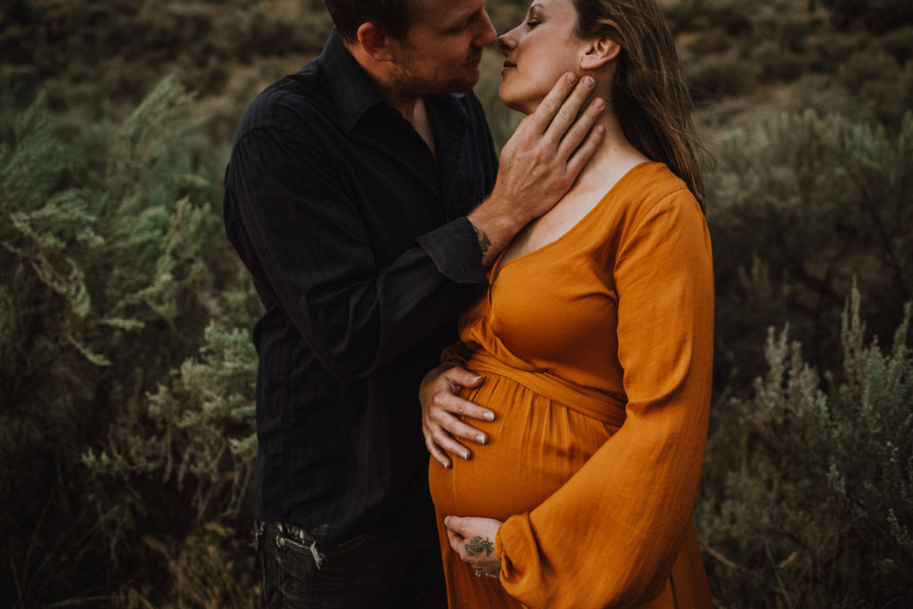 Kamloops Maternity Photographer | Seth+Courtney - Jades