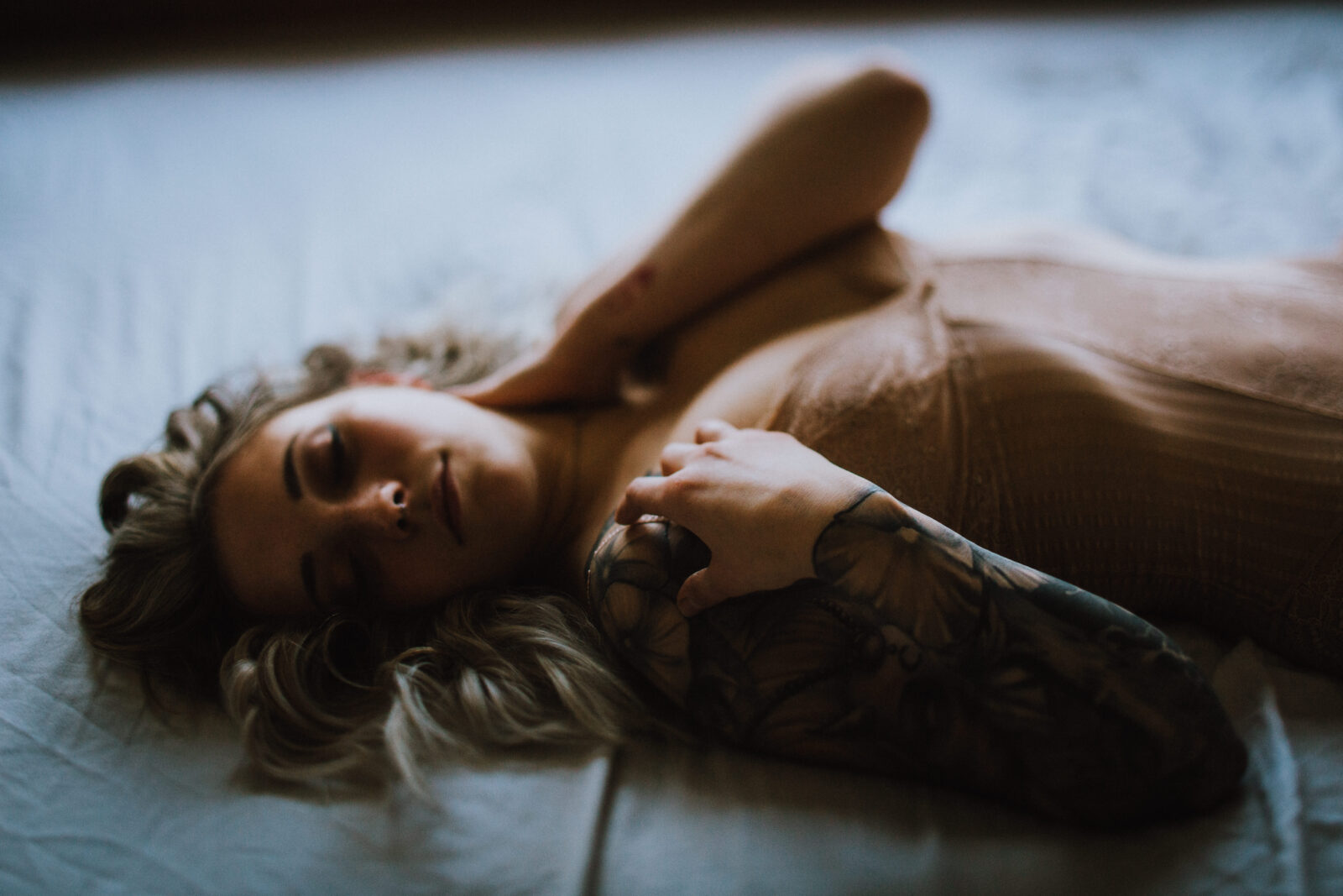 https://jades.ca/wp-content/uploads/2019/04/boudoir_photographer_Victoria17.jpg