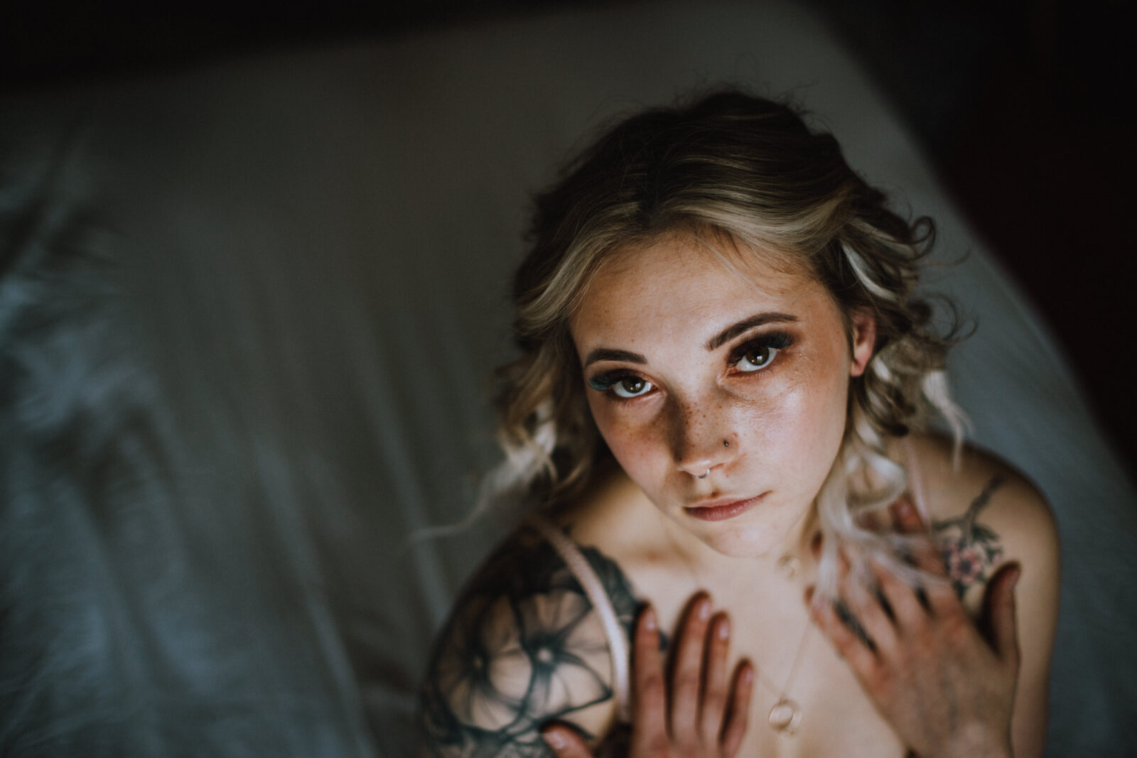 https://jades.ca/wp-content/uploads/2019/04/boudoir_photographer_Victoria27.jpg